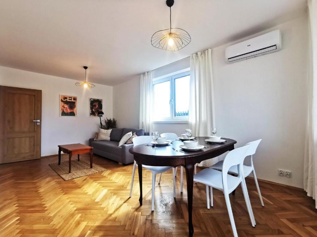 Wroc'Love Haukego Bosaka Check-In 24H Wrocław Eksteriør bilde